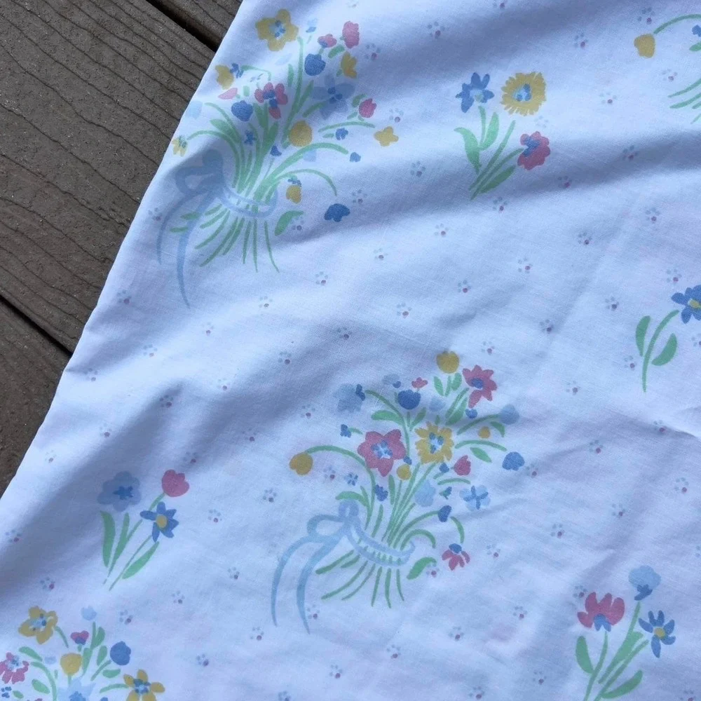 Vintage Utica Pillowcase White Flower Bouquet With Ruffle Coquette Cottagecore